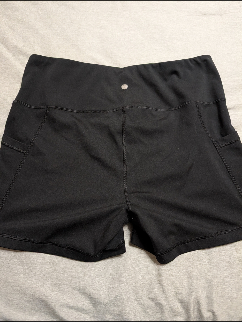 Yogalicious Black High-Rise Bike Shorts with Side Pockets Worn Twice - Picture 4 of 4